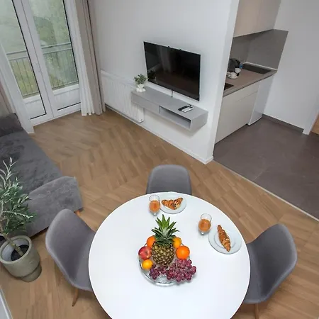 Apartment Village Dream *